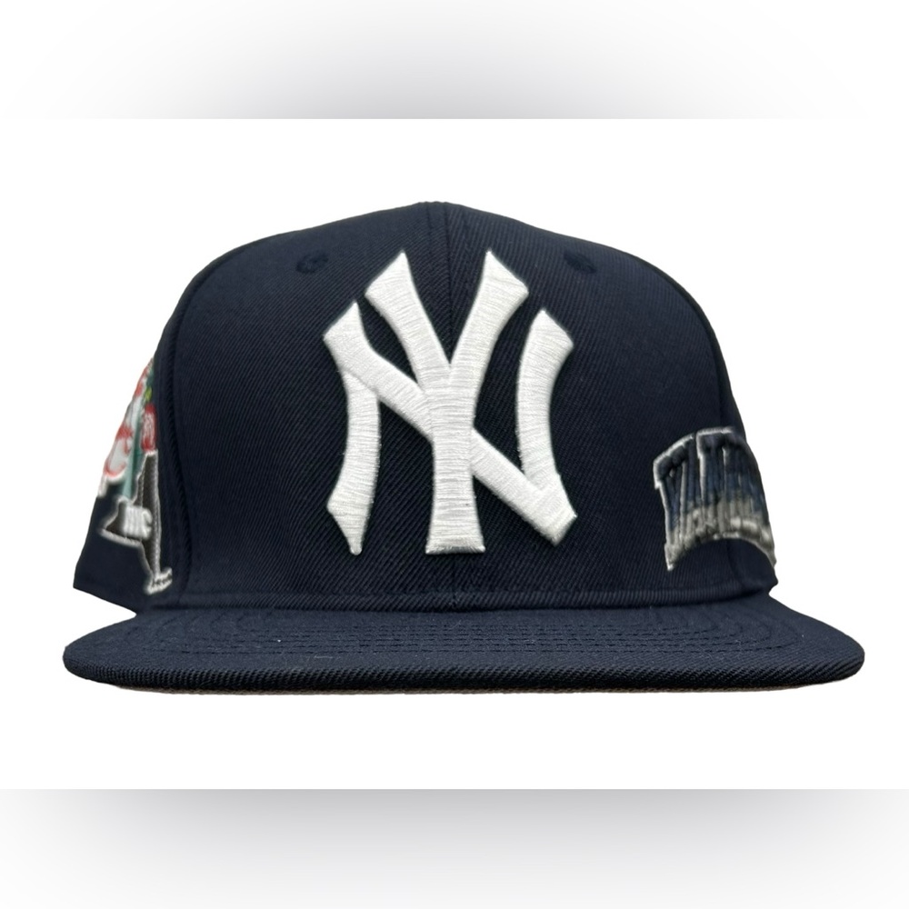 New York Yankees PRO STANDARD Side Script SnapBack Hat NYC Baseball Cap Gray UV - Picture 6 of 12